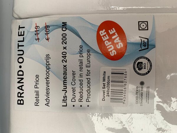 Stock Witte Katoenen Dekbedovertrekken - Regenerated Cotton Stock Witte Katoenen Dekbedovertrekken - Regenerated Cotton