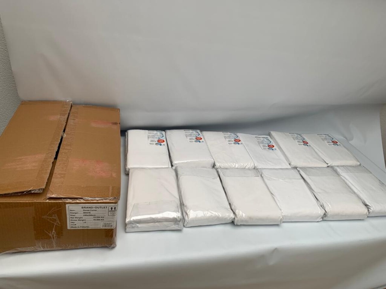 Stock Witte Katoenen Dekbedovertrekken - Regenerated Cotton Stock Witte Katoenen Dekbedovertrekken - Regenerated Cotton