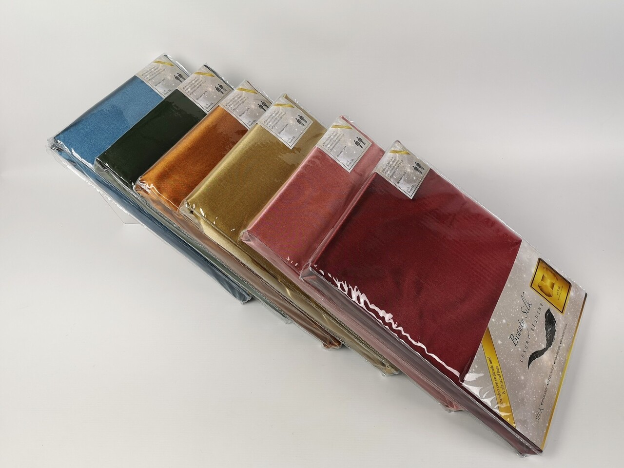 Beauty Silk Assorti Hoeslaken Satijn Beauty Silk Assorti Hoeslaken Satijn