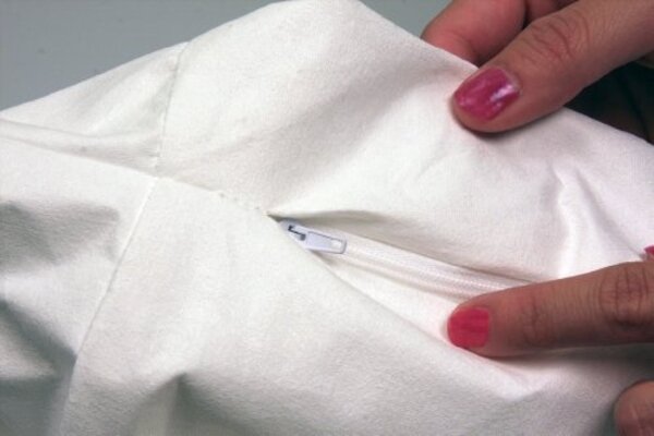 Beau Maison Premium Mattress Renewer - 100% waterproof with zipper Beau Maison Premium Mattress Renewer - 100% waterproof with zipper