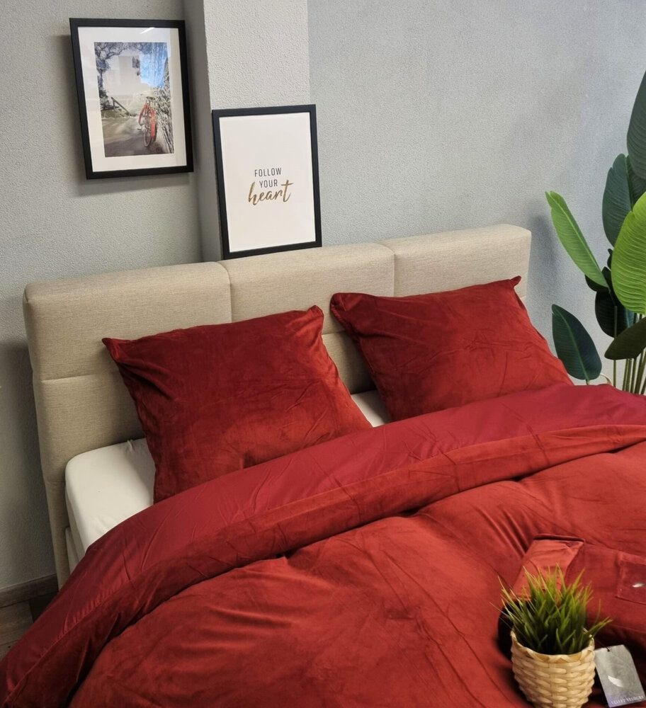 Beau Maison Velvet Duvet Cover Bordeaux/Red Beau Maison Velvet Duvet Cover Bordeaux/Red