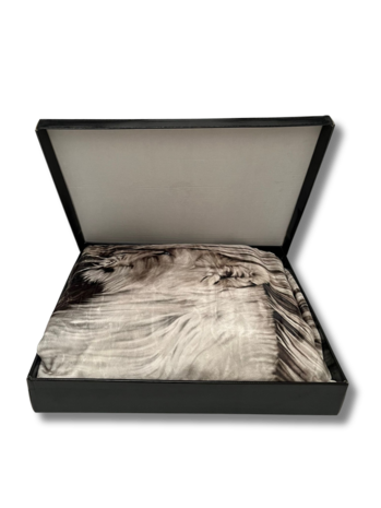 Overige Merken Velvet Luxury Blanket Grey Lion 210 x 240 cm | Heavy Quality Overige Merken Velvet Luxury Blanket Grey Lion 210 x 240 cm | Heavy Quality