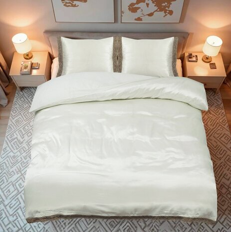 Beauty Silk Glanzend Satijnen Dekbedovertrek met Lace / Griekse Sleutel / Versace - Off White Beauty Silk Glanzend Satijnen Dekbedovertrek met Lace / Griekse Sleutel / Versace - Off White