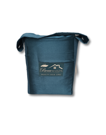 Beauty Silk Glanzend Satijnen Dekbedovertrek Petrol Blue Beauty Silk Glanzend Satijnen Dekbedovertrek Petrol Blue