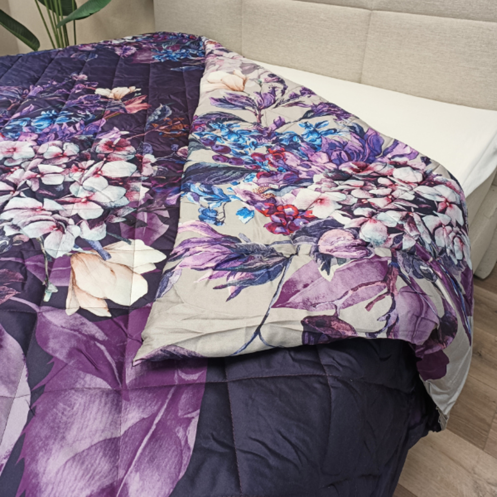 Overige Merken Tagesdecke aus Baumwollsatin, verträumtes Blumenmuster, doppelseitig, 200 TC Overige Merken Tagesdecke aus Baumwollsatin, verträumtes Blumenmuster, doppelseitig, 200 TC