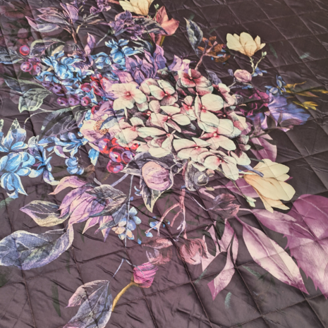 Overige Merken Tagesdecke aus Baumwollsatin, verträumtes Blumenmuster, doppelseitig, 200 TC Overige Merken Tagesdecke aus Baumwollsatin, verträumtes Blumenmuster, doppelseitig, 200 TC