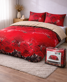 Beau Maison Bedruckte Bettdecke mit roten Rosen