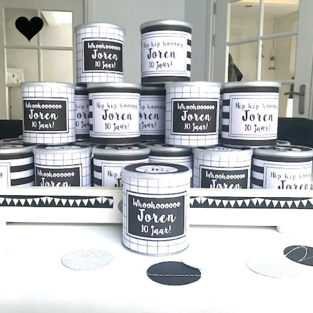 Pringle traktatie hip hip hooray printable