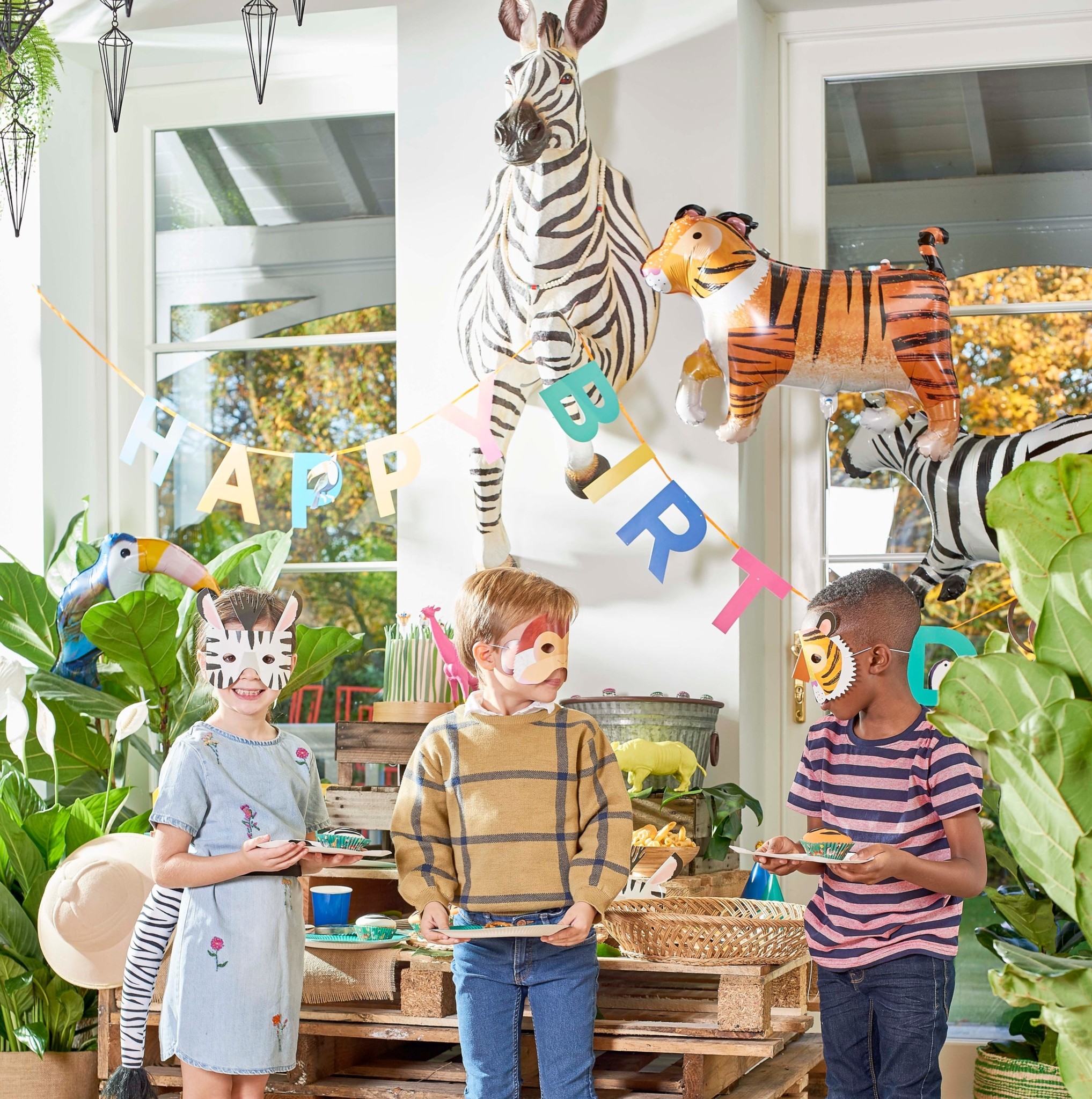 Slinger Party Animals (3.5M) Talking Tables