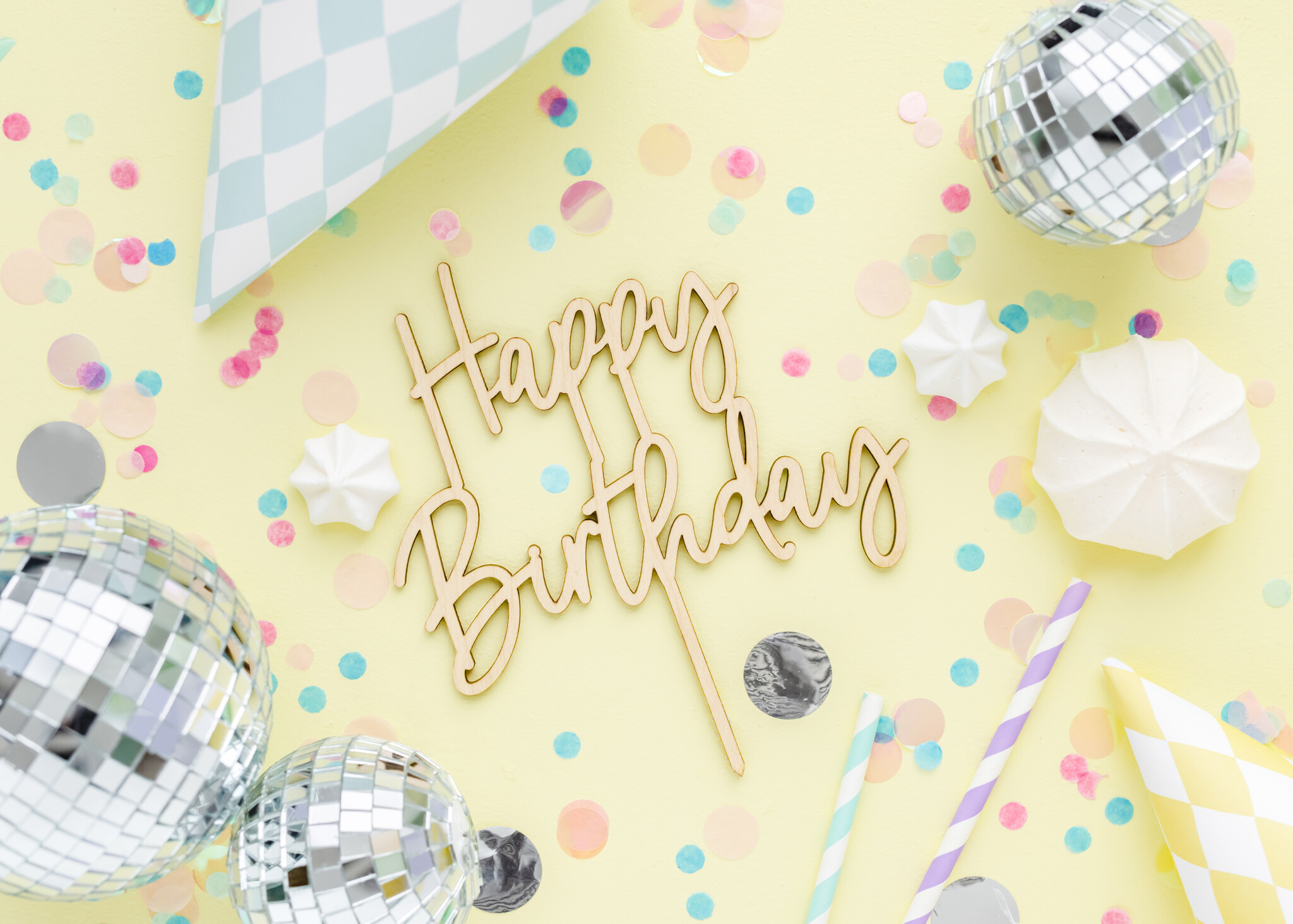 Taarttopper hout Happy Birthday