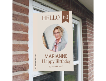 Raambord XL verjaardag Hello 60 crème