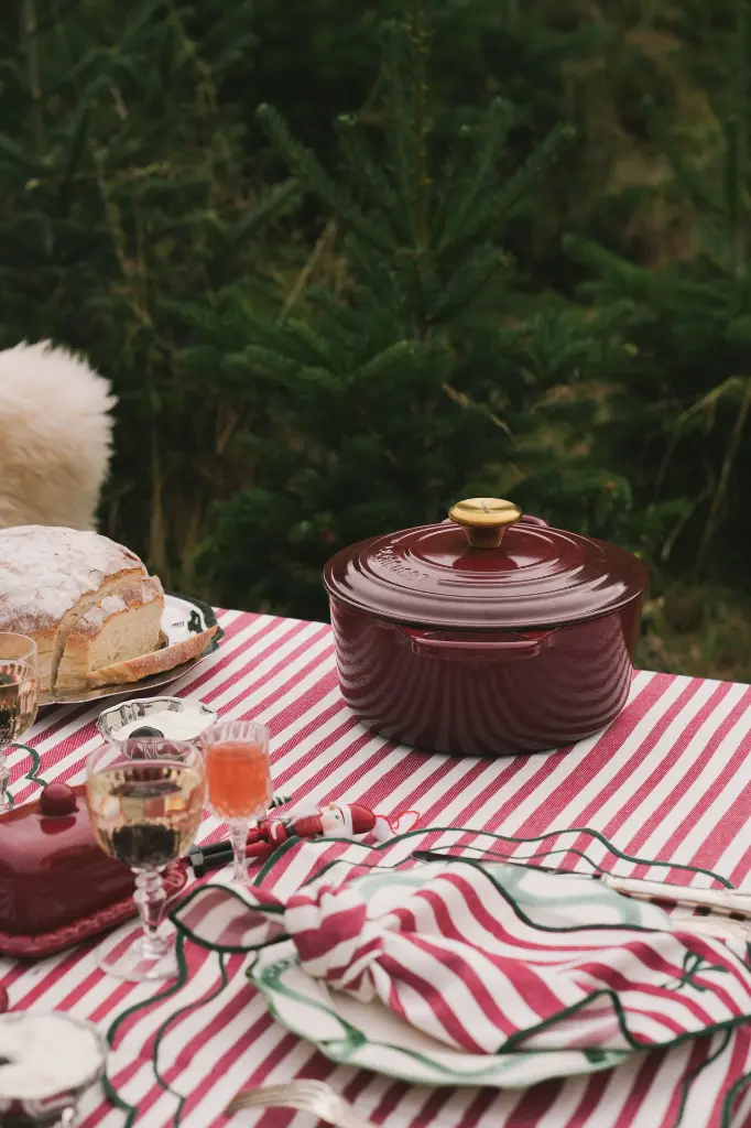 Tafelkleed Noëline Burgundy (170 x 360 cm) - Maison Dinette