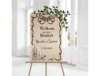 Welkomstbord Bruiloft hout getekende illustraties zwart