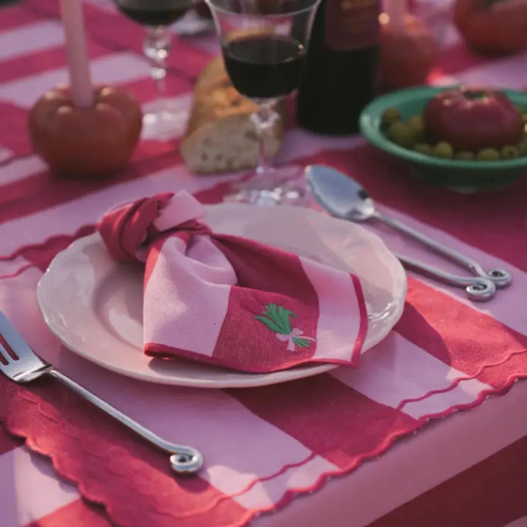 Tafelkleed Lucette Red (170 x 250 cm) - Maison Dinette