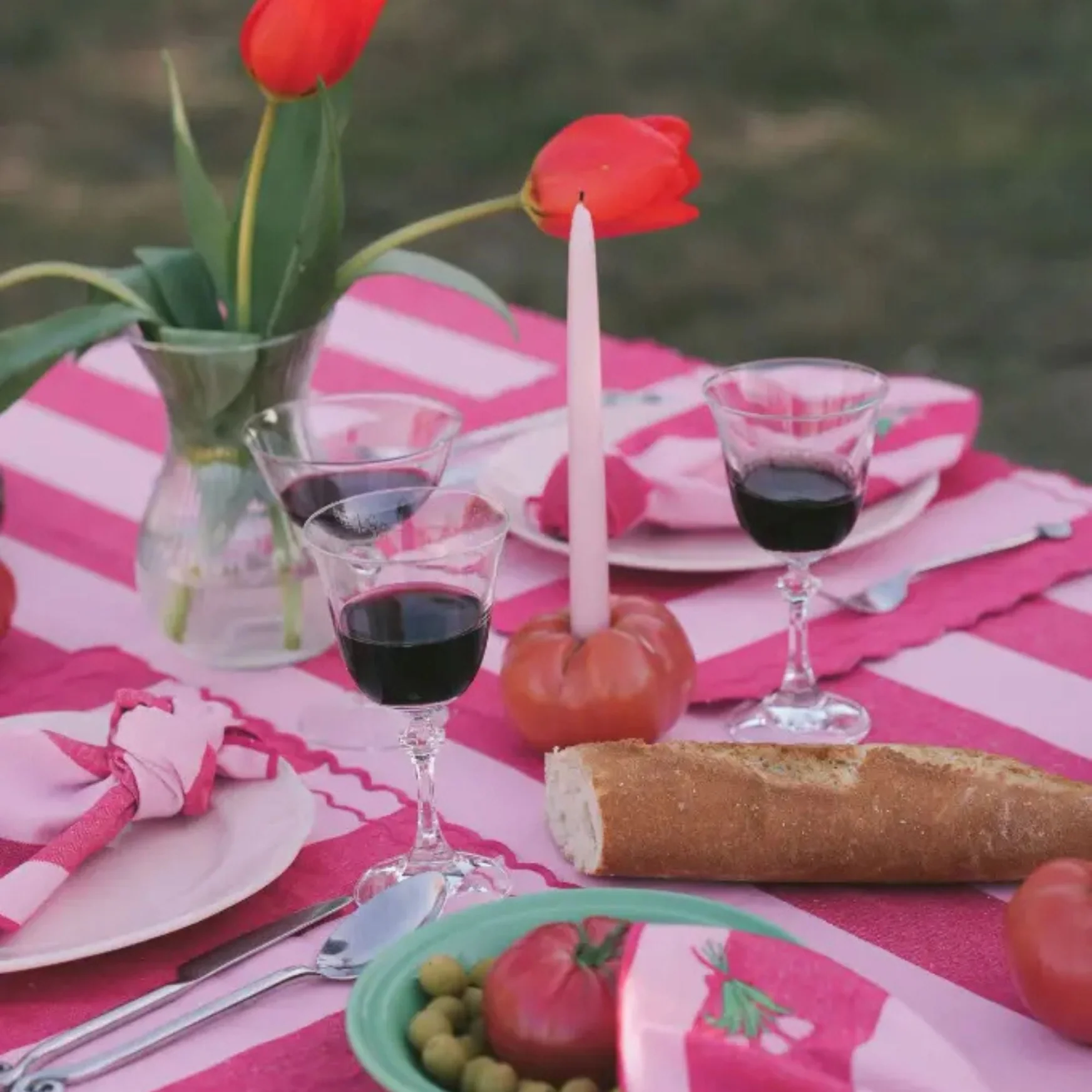 Tafelkleed Lucette Red (170 x 360 cm) - Maison Dinette