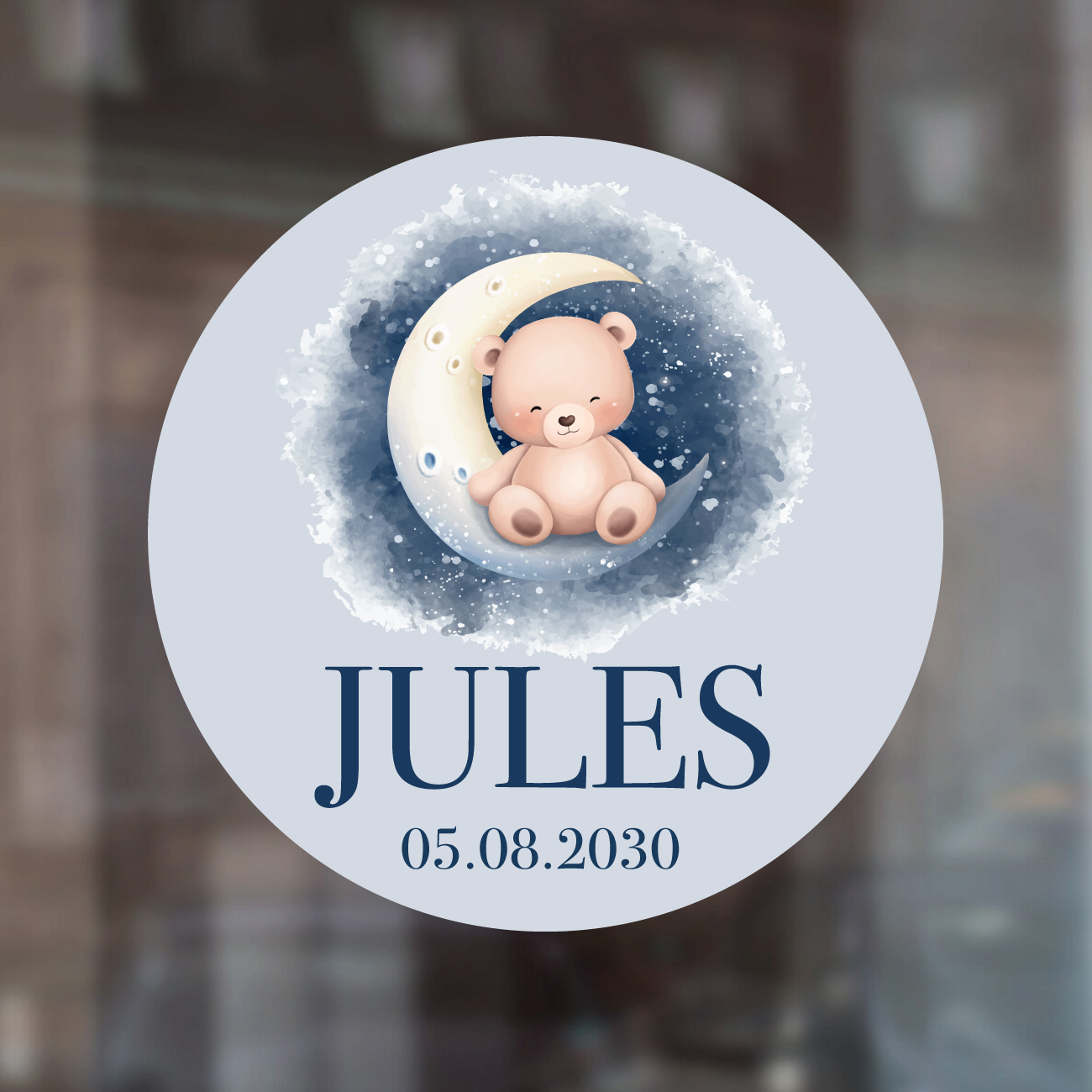 Geboorte raamsticker met naam, beertje op de maan in blauw, ronde statische sticker, gepersonaliseerd