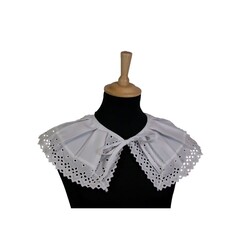 Kraag 'Piet' geborduurd wit