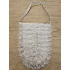 Kanten jabot befje met elastiek luxe wit  14  x 19cm