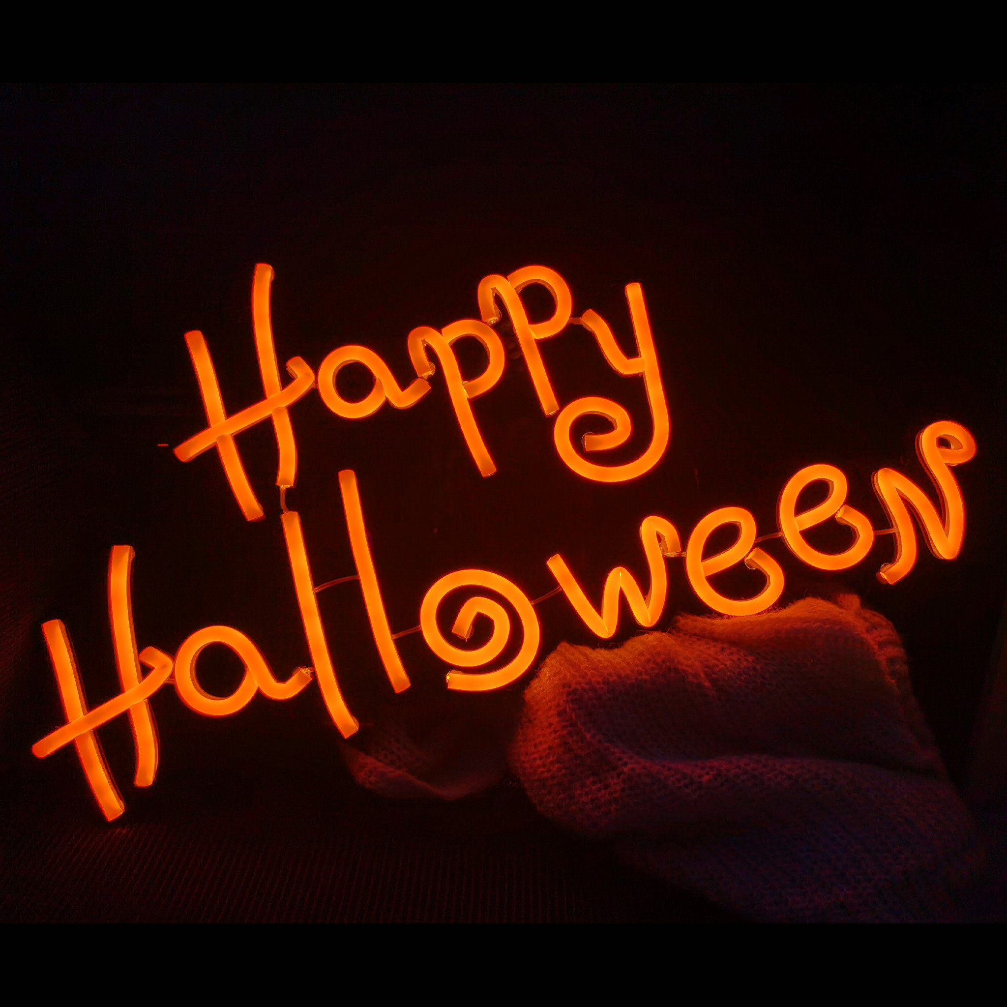 Neon licht Happy Halloween oranje 60 x 30cm