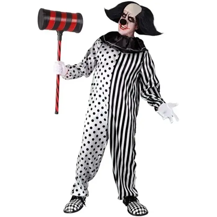 Killer clown Pierrot