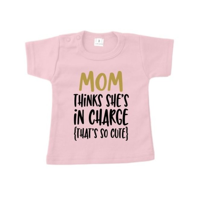 T-shirt: Mom in charge "roze" Laatste stuk!