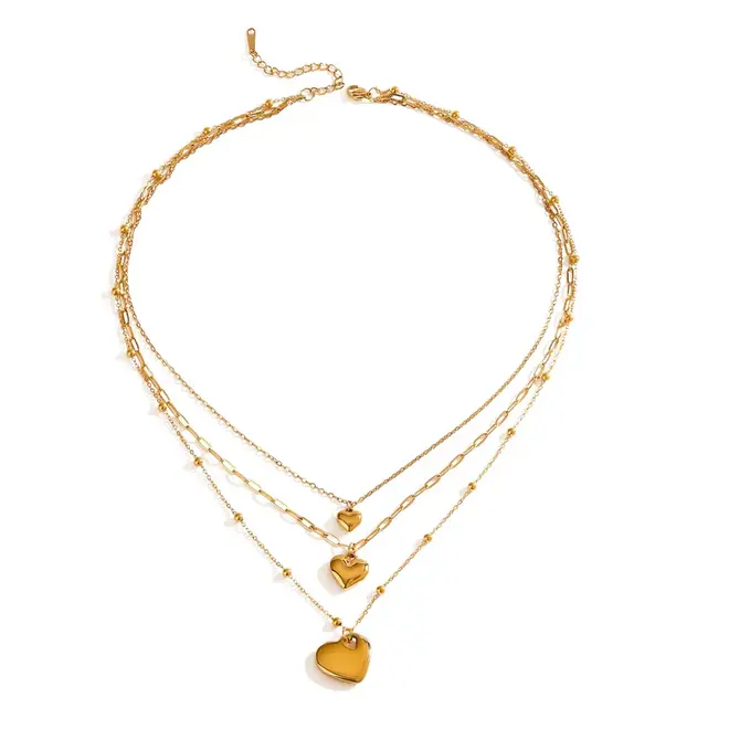 Ga voor een speelse, gelaagde look met deze roestvrijstalen ketting in drie lagen.