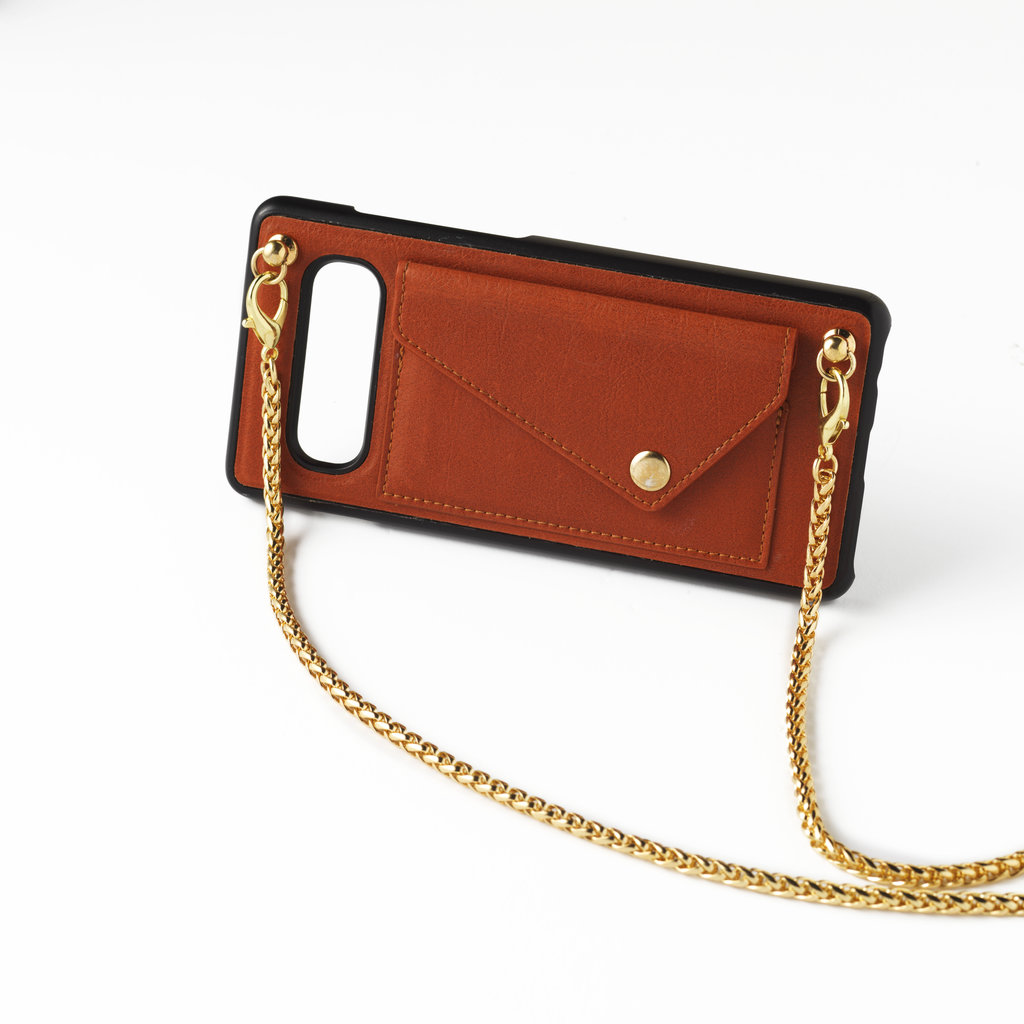 Bruine telefoonclutch met leren band én gouden ketting