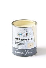 Annie Sloan Deze krijtverf van Annie Sloan is het beste wat er te krijgen is op dit vlak. De kleuren zijn subtiel samengesteld en de verf dekt goed. Te verdunnen met 5-10% water voor een eerste laag is aan te bevelen voor vooral de muurverf variant.