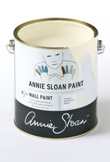 Annie Sloan Wall Paint is de afneembare krijtverfvariant van Annie Sloan, en is het beste wat er te krijgen is op dit vlak. De kleuren zijn subtiel samengesteld en de verf dekt goed. Te verdunnen met 5-10% water voor een eerste laag muurverf op wat ruigere oppervlakk
