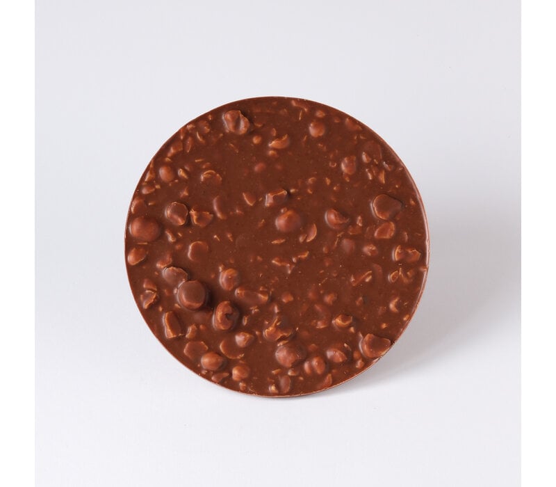 Schokoladen-Rondelle mit Haselnüssen