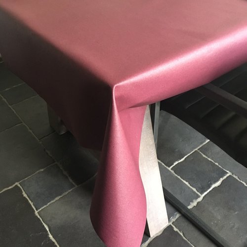 Beschichtete Tischdecke – weinrot, 180 cm breit
