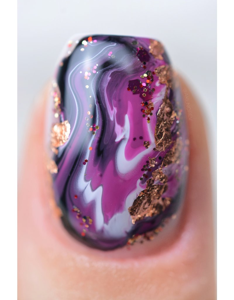 CARMA  COSMETICS #056 Attraction Gelpolish