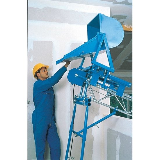 Tubesca - Comabi Comabi Apache bouwlift betonstortkuip