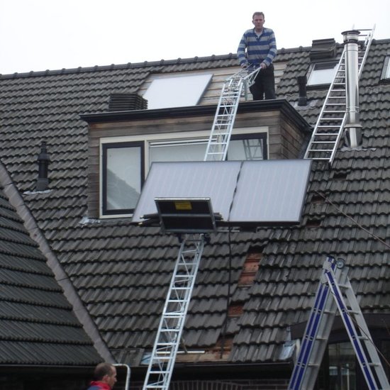 Tubesca - Comabi Comabi ladderlift Apache 15 m met knikstuk