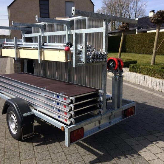 Euroscaffold Echafaudage roulant 135 x 305  x 14 m + remorque