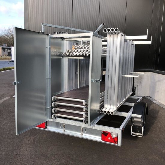 Euroscaffold EuroScaffold PRO rolsteiger 135x250x8 m + afsluitbare aanhanger