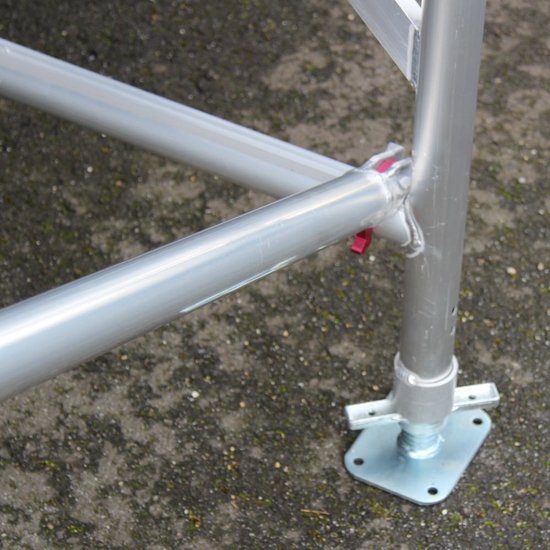ASC ASC facade scaffolding 0.75 m x 5.00 m x 10.00 m