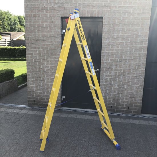 Staltor Staltor fiberglass ladder 2x8 rungs TG08