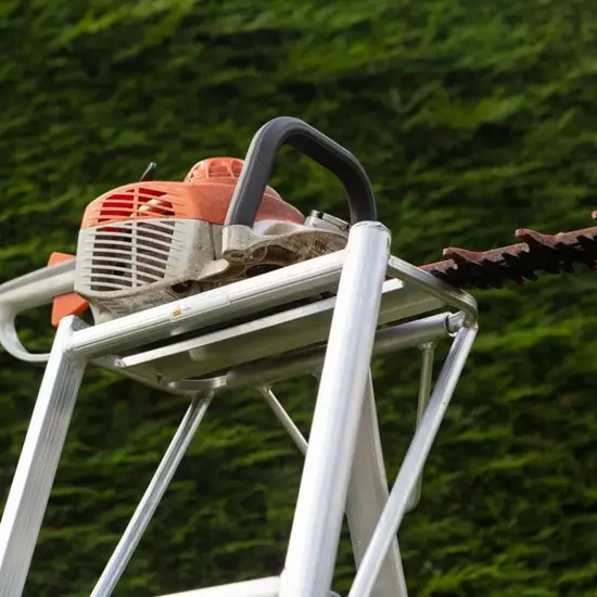 Hendon tripod ladders Vultur échelle trépied 420 cm avec 1 pied réglable