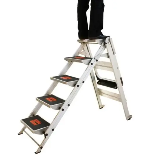 Little Giant Ladders Escabeau Little Giant Altrex Safety Step 5 marches
