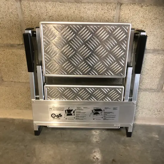 Little Jumbo Escabeau pliant Little Jumbo Compact 2 marches WA210C