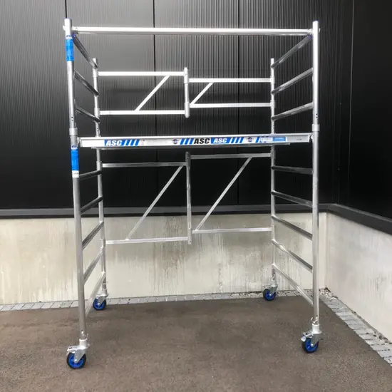 ASC Echafaudage pliant large ASC 135x190 hauteur travail 4 m