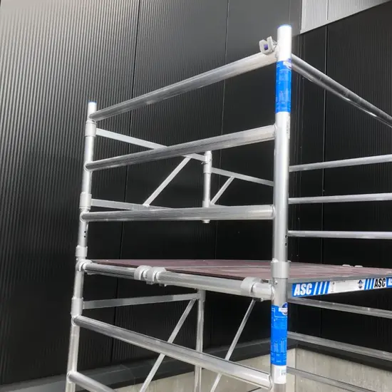 ASC Echafaudage pliant large ASC 135x190 hauteur travail 4 m