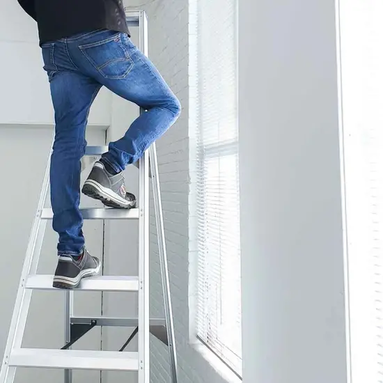 Eurostairs Escabeau simple 8 marches Eurostairs STX-8