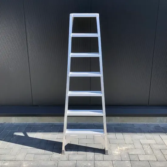 ASC Escabeau pour plâtrier jointoyeur ASC 7 marches