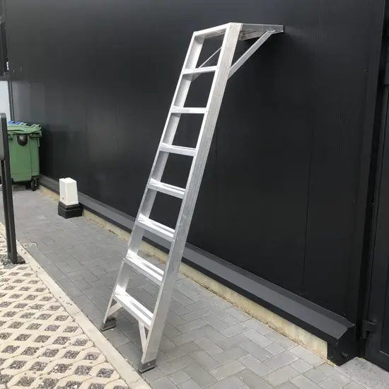 ASC ASC voegtrap stucadoorstrap 8 treden