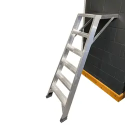 Escabeau pour plâtrier jointoyeur ASC 8 marches