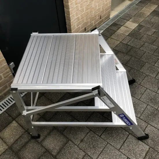 Tubesca - Comabi Marchepied Tubesca Podium 3 marches