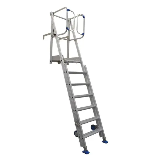 Solide Solide telescopic formwork ladder 10-18 tread EPM1018