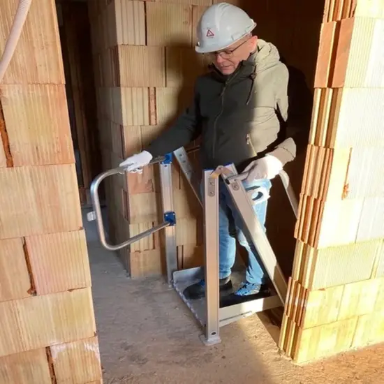 Solide Solide plateforme d’accès de chantier 8 à 13 marches EAD0813